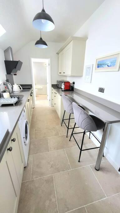 Bosun'S Cottage Luxury Stay In The Heart Of Town Веймут Екстер'єр фото